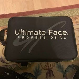 Pro Makeup Crossbody w/adjustable compartments